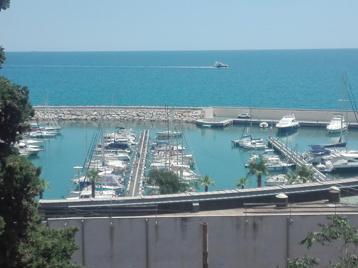 شقة Plan B Civezza المظهر الخارجي الصورة
